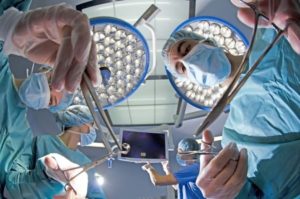 子宮頸管縫縮術の抜糸